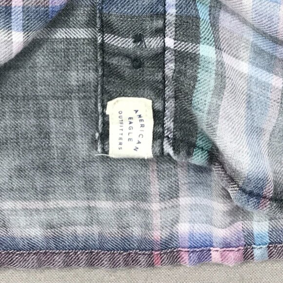 American Eagle Shirt Womens Small Pink Plaid Boyfriend Fit Button Up Chambray LS - Picture 5 of 12
